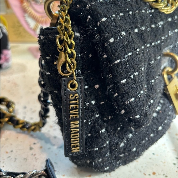 Steve Madden BTerra-T Quilted Fabric Chain Handbag with Padlock Closure - Picture 11 of 16